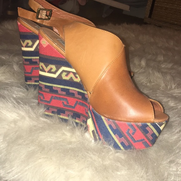 Steve Madden Shoes - Wedges